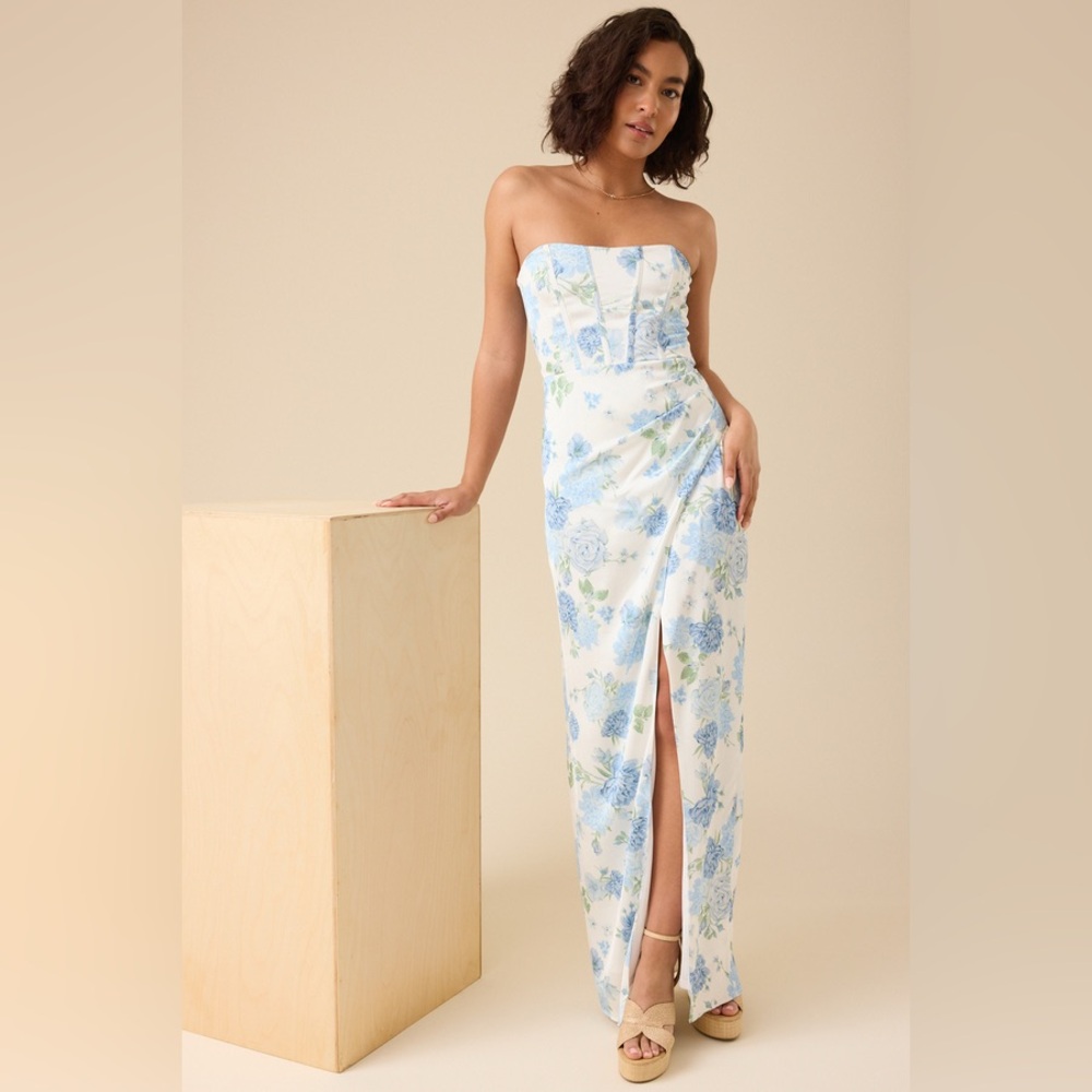 Altar'd State Cindy Floral Maxi Dress Size‎ Medium NWT MSRP $148